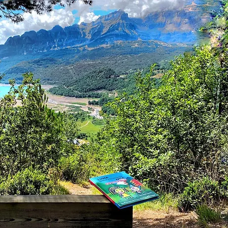 Casa Luna La Luna De Cuentoguia *